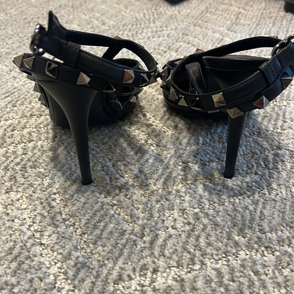 Valentino Rock Stud Caged Heels 39.5 - Picture 3 of 9